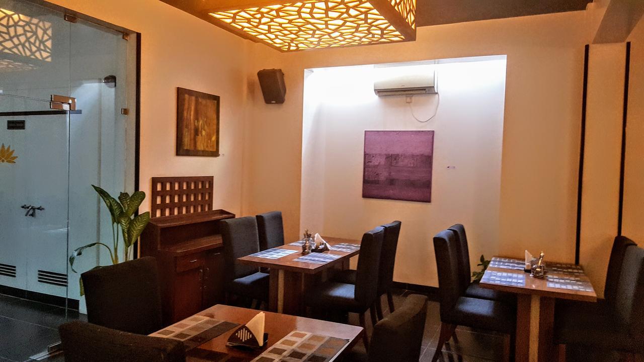 Hotel The Saneer Dźajpur Zewnętrze zdjęcie